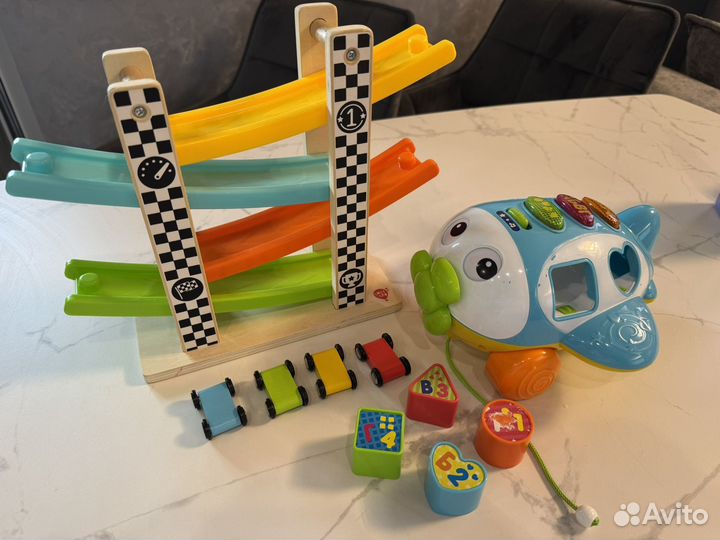 Развивающие игрушки пакетом б/у