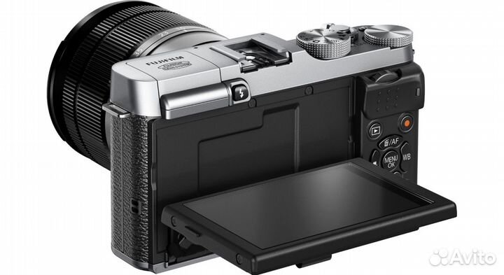 Fujifilm X-M1с объективом Fujinon XC 16-50 мм F3.5