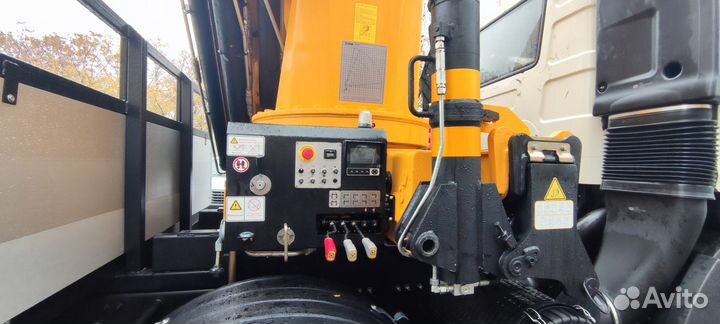 Бортовой грузовик FAW J6 с КМУ XCMG, 2025