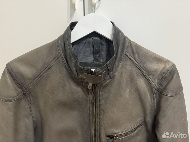 Кожаная куртка Massimo Dutti