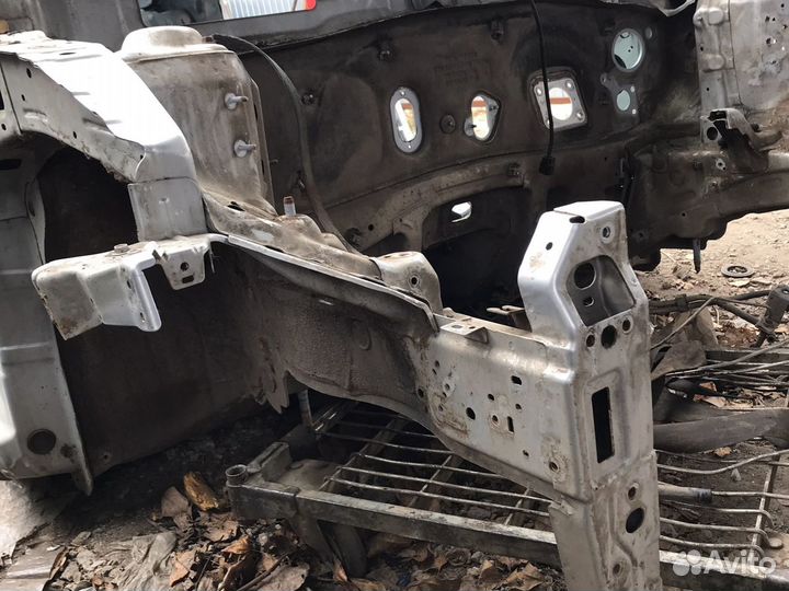 Передний лонжерон Hyundai Solaris