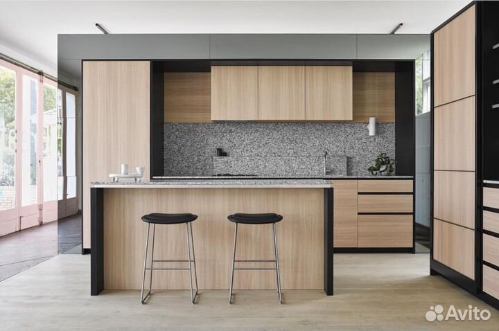 Кухни на заказ. Модель 2051