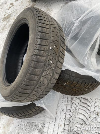 Pirelli Winter Sottozero 3 225/55 R18 98H