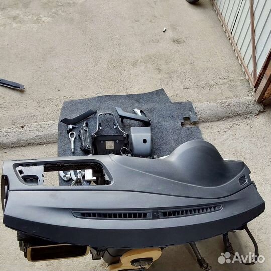 VW Polo 5 седан торпедо 2019 год