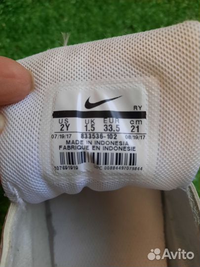 Кроссовки nike р-р 33,5