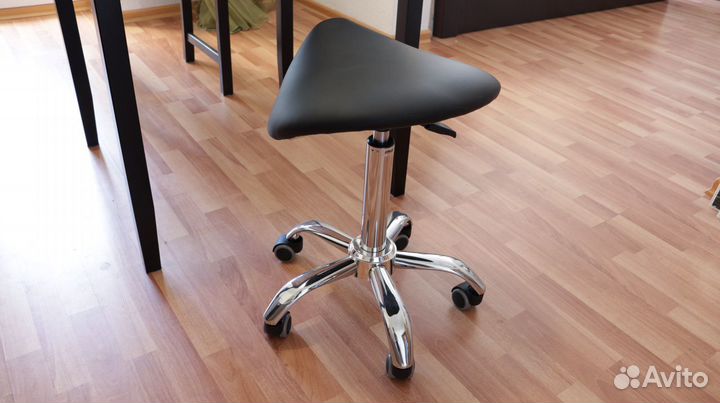 Классический стул-седло smartstool S01