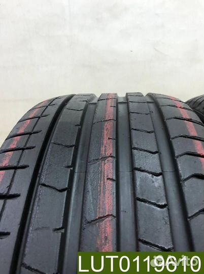 Pirelli P Zero PZ4 235/40 R20 96V