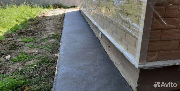 Заливка фундамента отмоски заезды