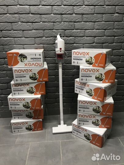 Пылесос новый Вертикальный