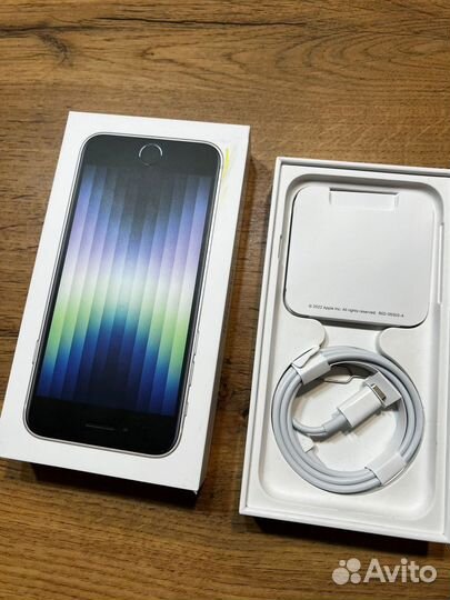 iPhone SE (2022), 128 ГБ
