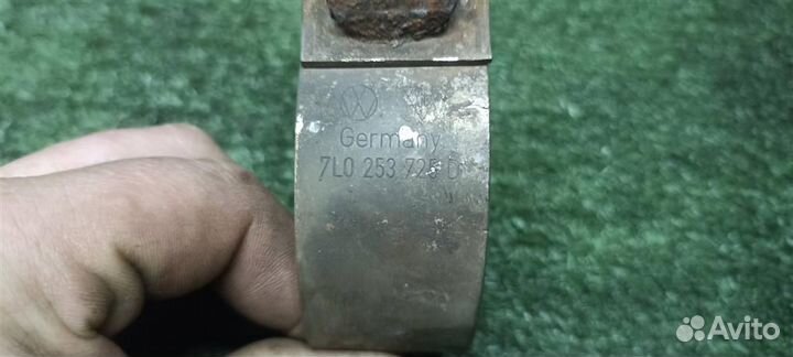 Хомут глушителя Audi Q7 2005