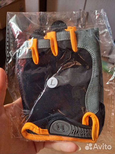 Велосипедные перчатки