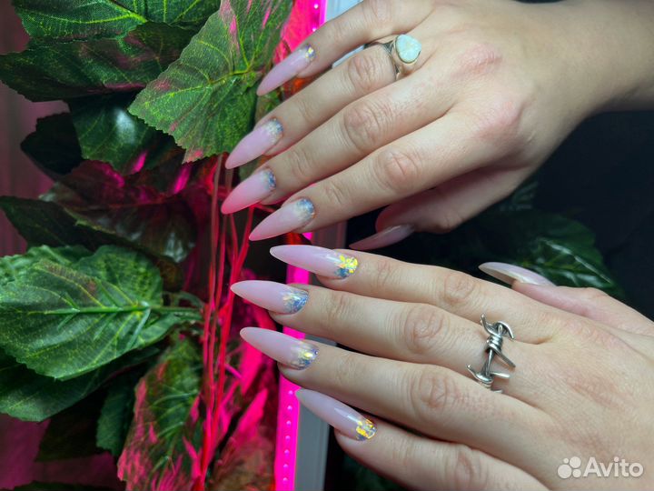 Наращивание ногтей