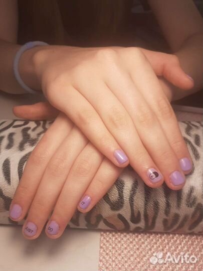 Маникюр и педикюр