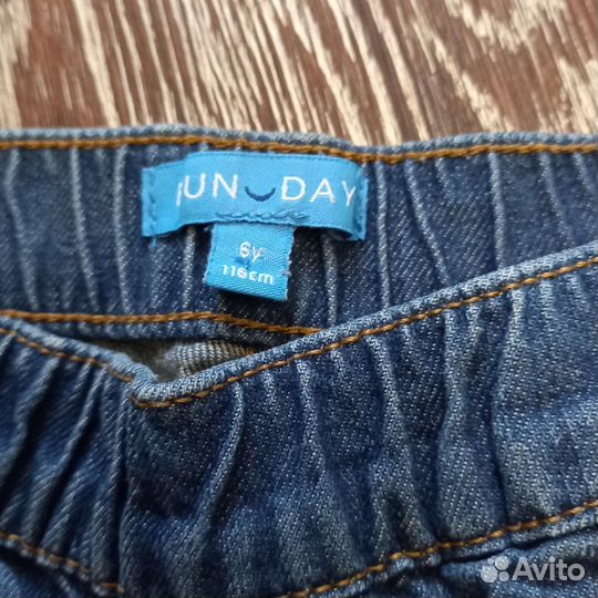 Шорты на мальчика 5-6лет