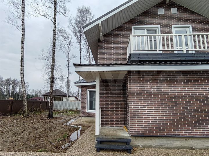 Дом 165 м² на участке 6 сот.