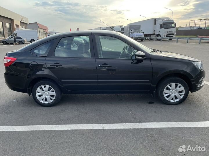 LADA Granta 1.6 МТ, 2023, 19 994 км
