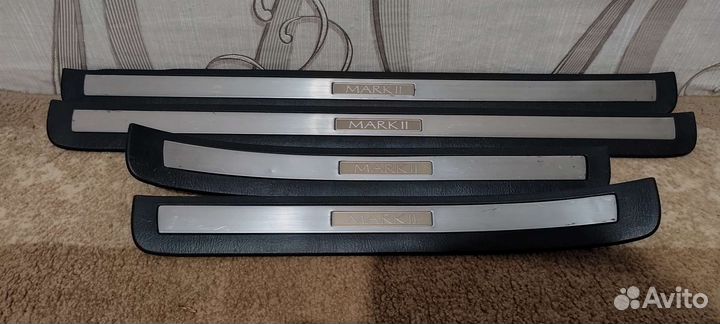 Накладки на пороги Mark 2