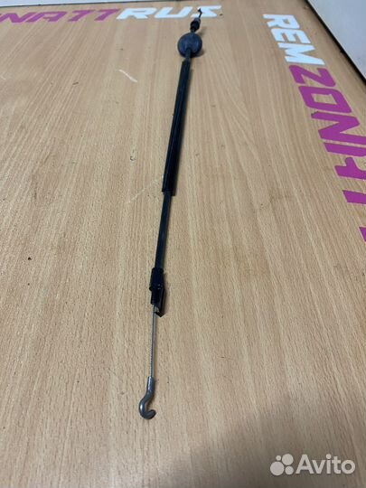 Трос замка двери volkswagen touran 1t0837085a