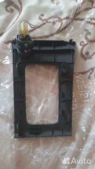 Консоль на АКПП тойота NZE121