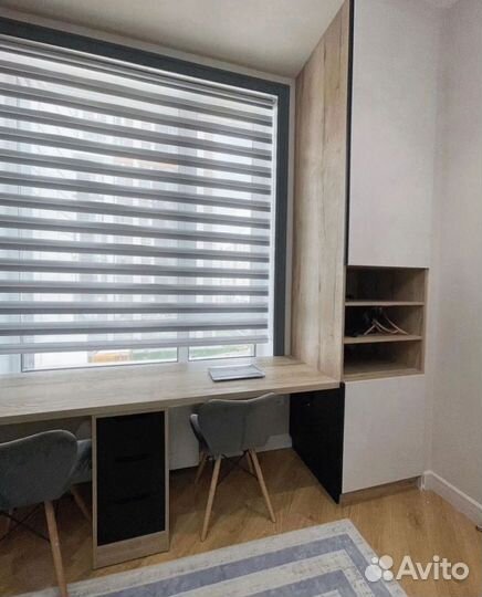 Рабочая зона у окна арти 55