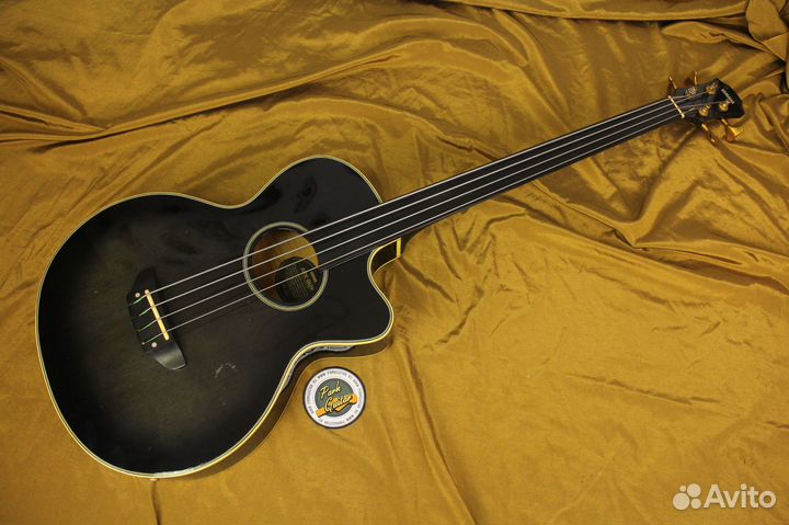 Акустическая бас-гитара Yamaha APX-B12F