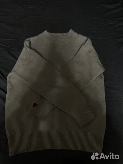 Свитер женский