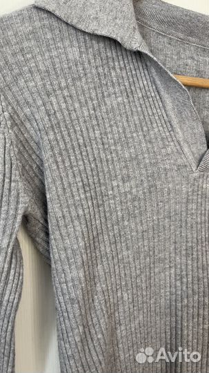 Кофта женская теплая с воротником в рубчик