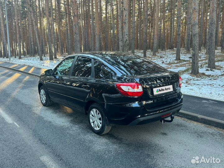 LADA Granta 1.6 МТ, 2023, 9 600 км