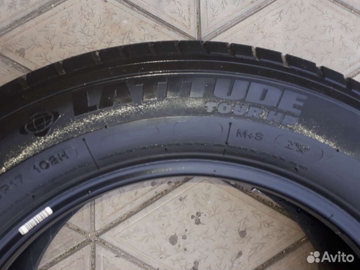 Michelin Latitude Tour HP 225/65 R17 102H