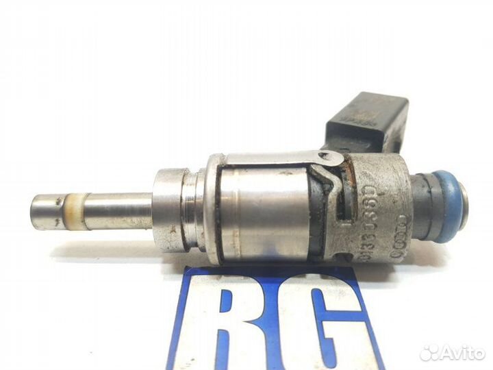 Форсунка топливная Audi A4 AUK 2009