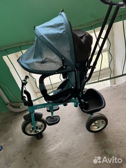 Детский трехколесный велосипед