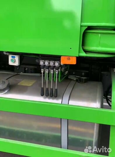 Автобетононасос Daewoo Novus, 2023