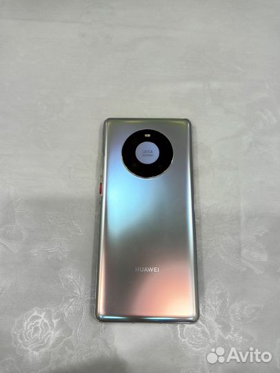 HUAWEI Mate 40 Pro, 8/256 ГБ