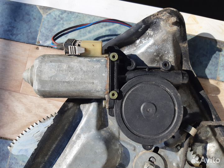 Электростеклоподъемники BMW E32