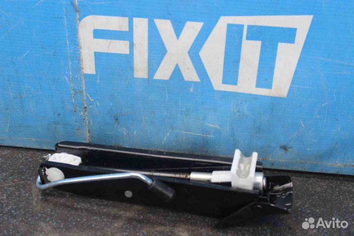 Домкрат Skoda Rapid (Шкода Рапид) NH3 6R0011031K