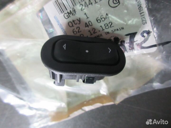 Выключатель стеклоподъемника meriva corsa-C