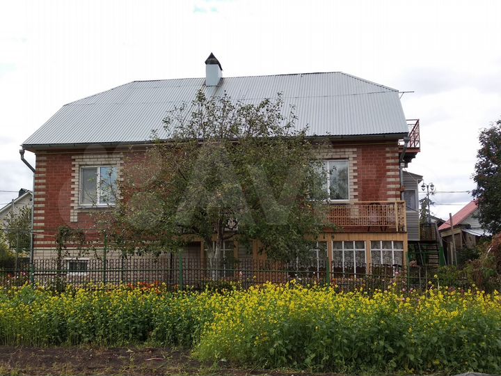 Дом 320 м² на участке 25 сот.