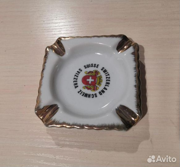 Пепельница с позолотой, карманная пепельница