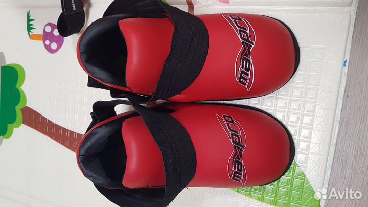 Перчатки, футы, добок 120 защита MaxPro