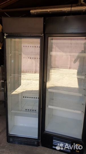 Холодильный шкаф Helkana