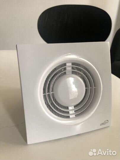 Вытяжной вентилятор 100/125