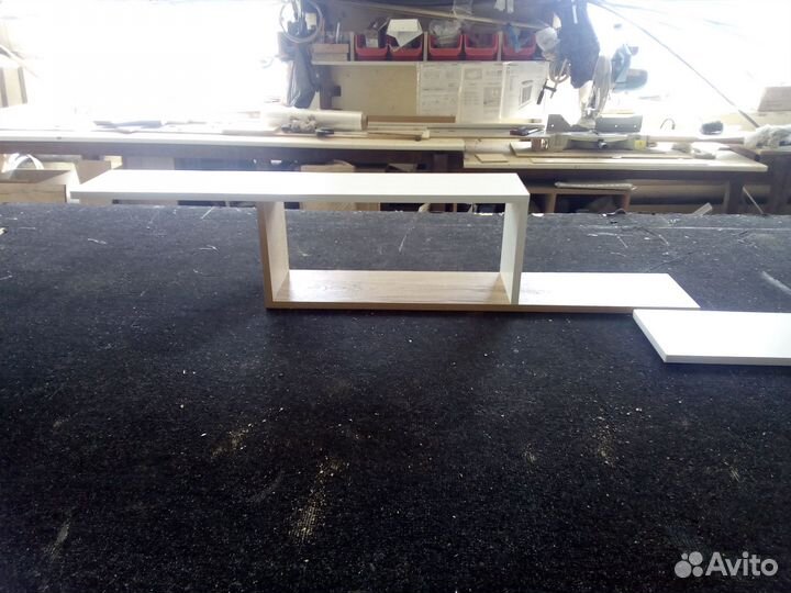 Полки навесные