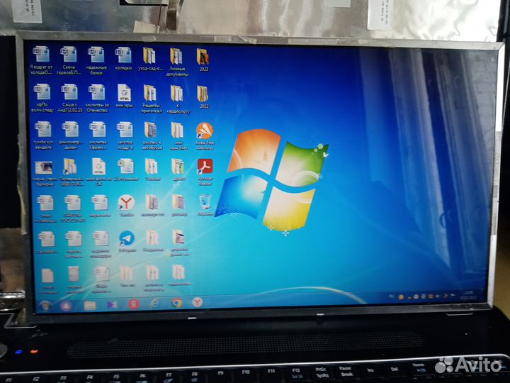 Матрица 15.6 LED для ноутбука рабочая LTN156AT05