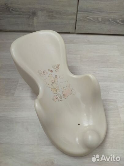 Горка и круг для купания новорождённого