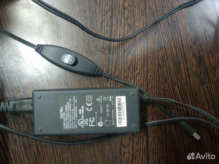 Блок питания 12V 2.5A аds0361-U120250S 