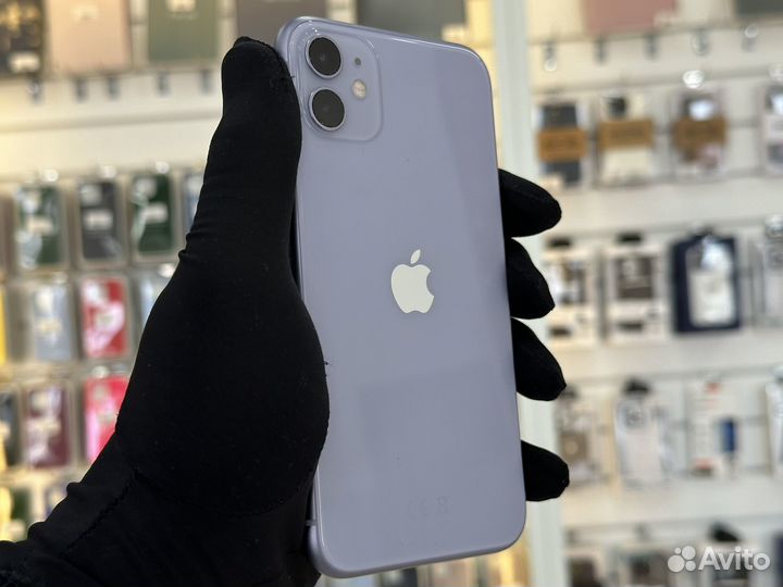 iPhone 11, 64 ГБ
