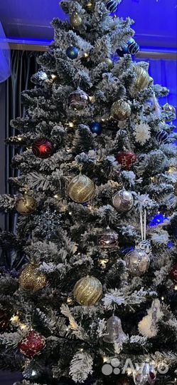 Ель искуственная заснеженная 210