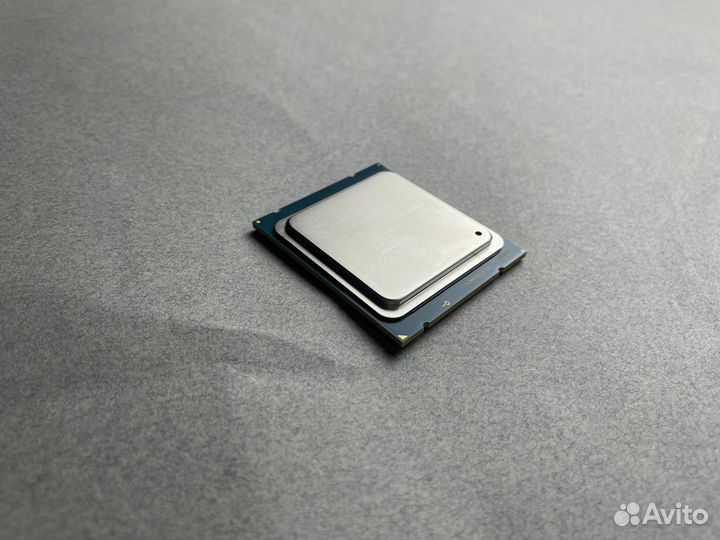 Intel Xeon E5 2630 v2 6 ядер, 3.1 ггц, 12 потоков