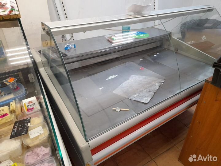 Холодильная витрина бу